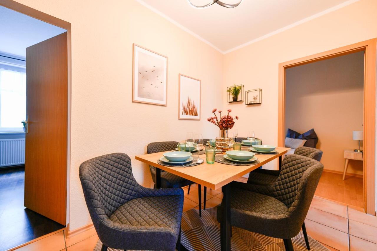 Fuerst-Pueckler-Apartment_Bis 6 Personen_Waschmaschine_Kueche_2X Parkplaetze_Terrasse_Netflix Котбус Екстер'єр фото