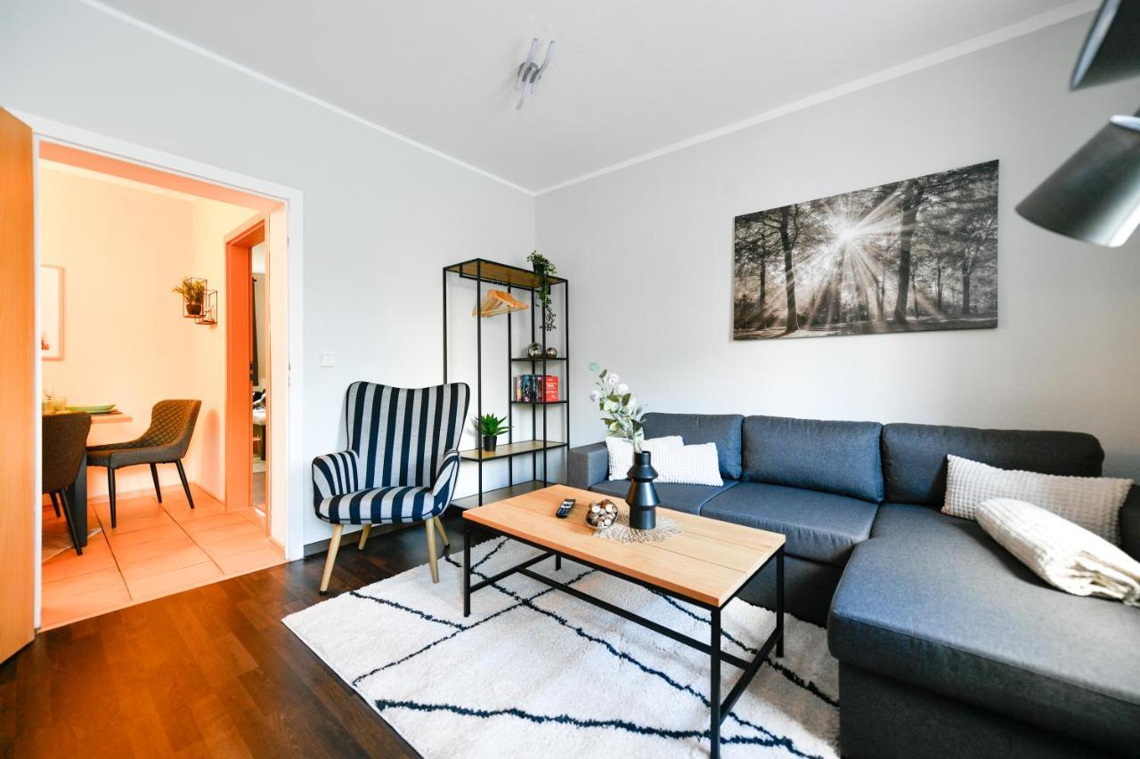 Fuerst-Pueckler-Apartment_Bis 6 Personen_Waschmaschine_Kueche_2X Parkplaetze_Terrasse_Netflix Котбус Екстер'єр фото